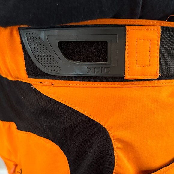 ZOIC Ether Shell Bike Shorts with Padded Liner Shorts- 36-38 - Picture 9 of 16